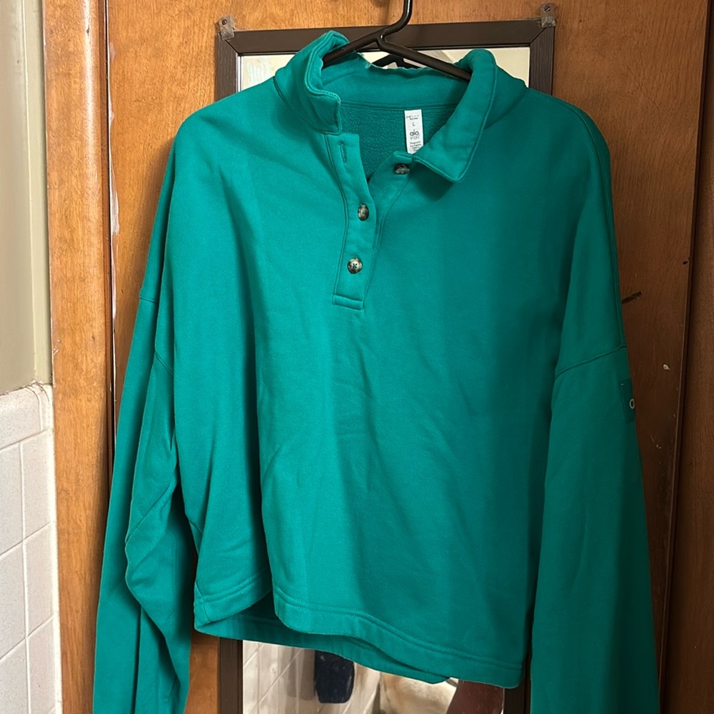 Green alo sweater
